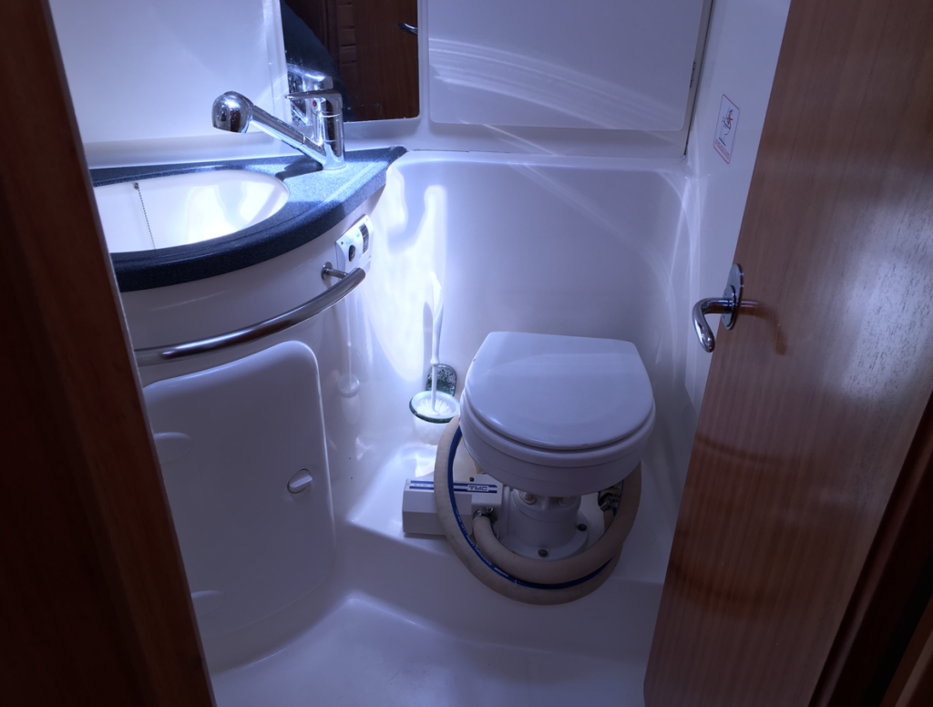Sailing yacht Bavaria 39 Cruiser Eleni