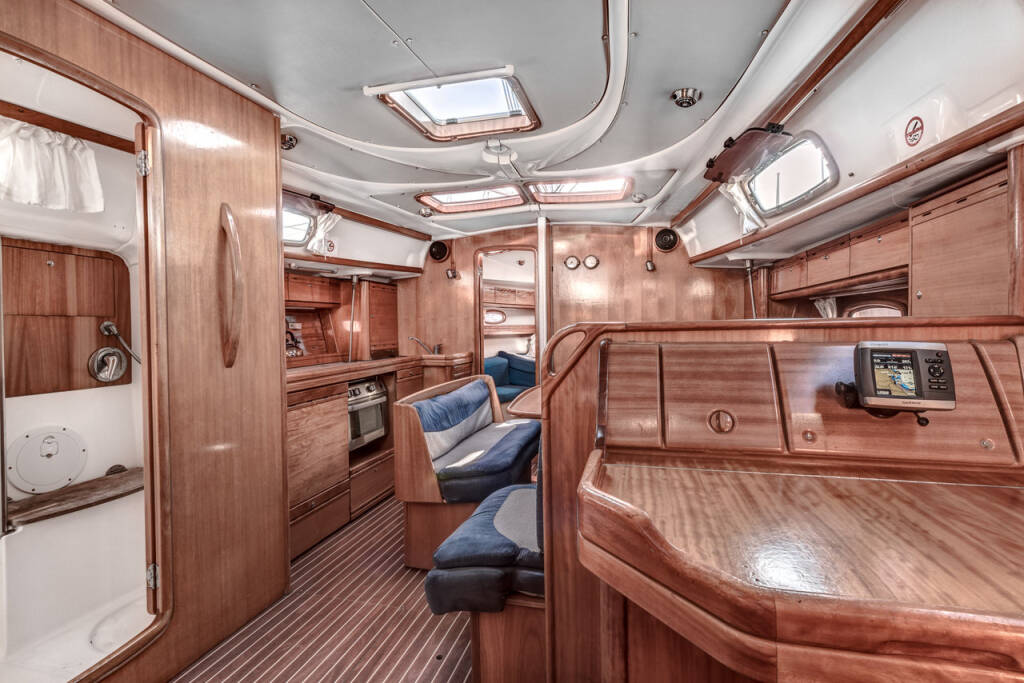 Sailing yacht Bavaria 39 Cruiser Zephyros