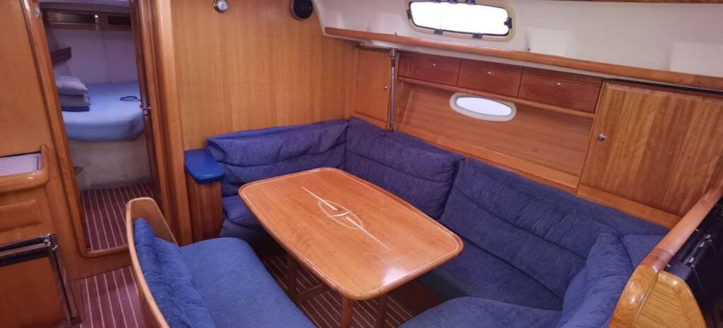 Sailing yacht Bavaria 42 Cruiser ECONOMY