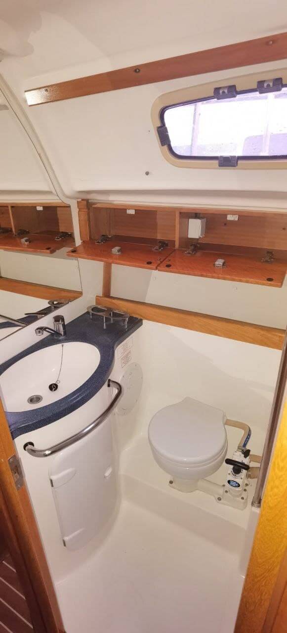 Sailing yacht Bavaria 42 Cruiser ECONOMY