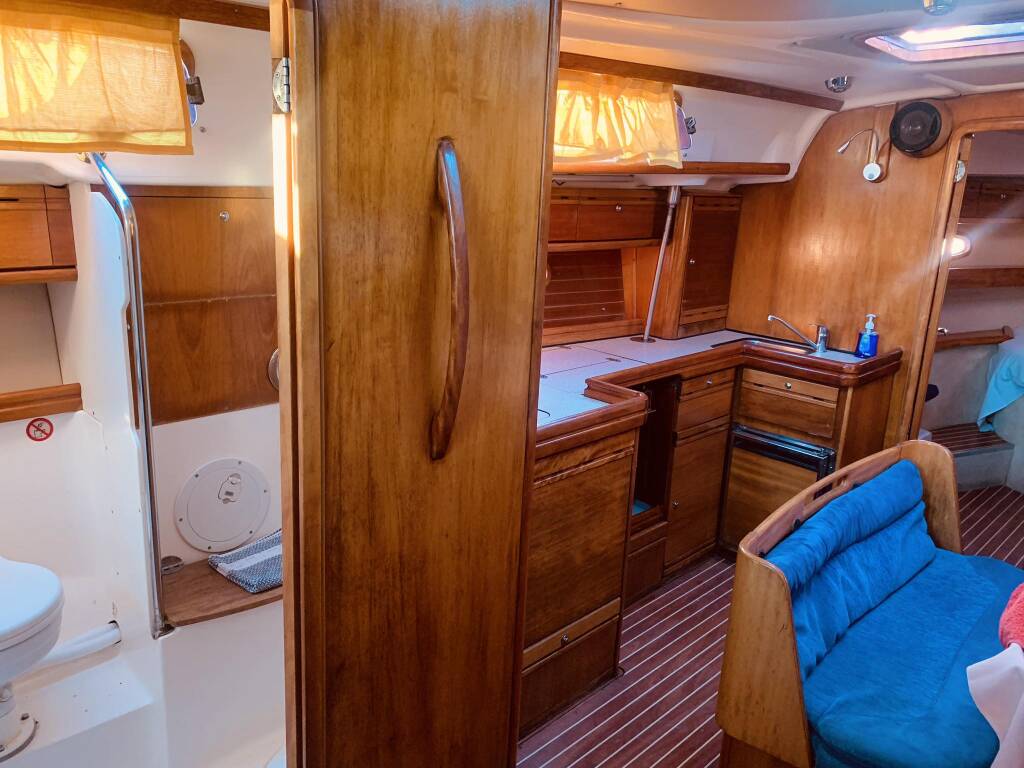 Segelyachten Bavaria 42 Cruiser Okeanis