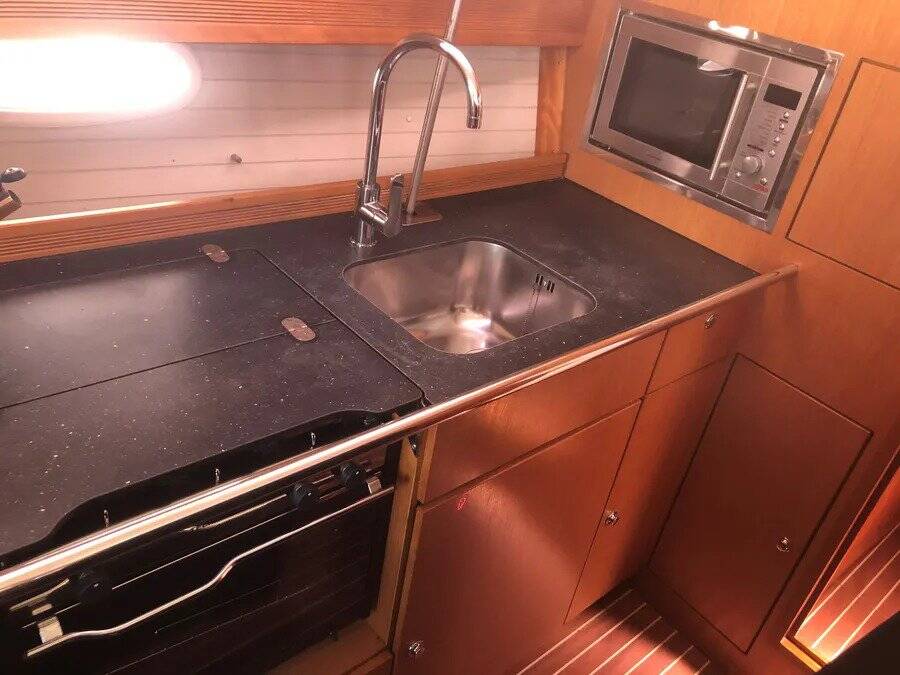 Sailing yacht Bavaria 43 Cruiser Aqua Dream