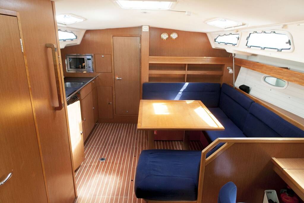 Segelyachten Bavaria 43 Cruiser Constantina