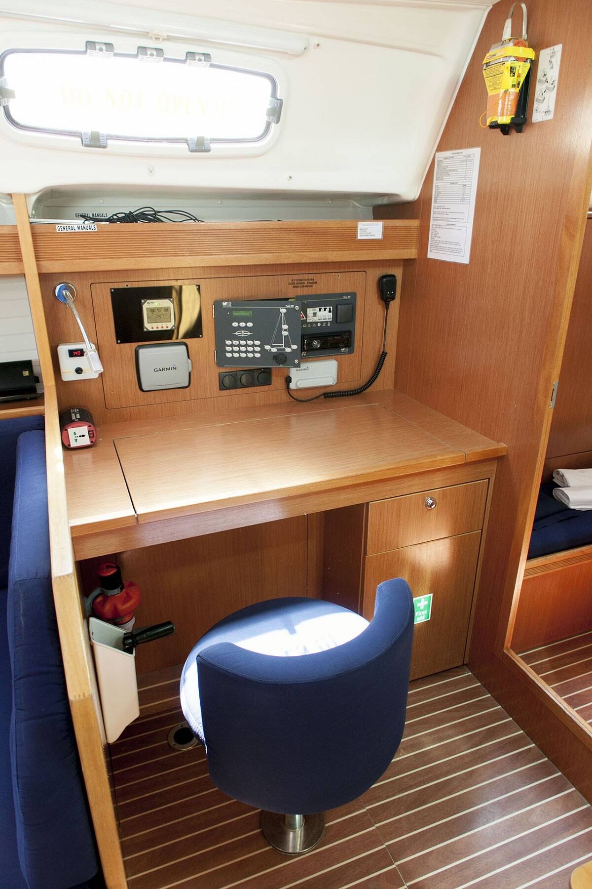 Segelyachten Bavaria 43 Cruiser Constantina