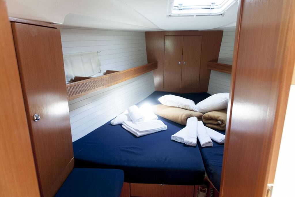 Segelyachten Bavaria 43 Cruiser Constantina