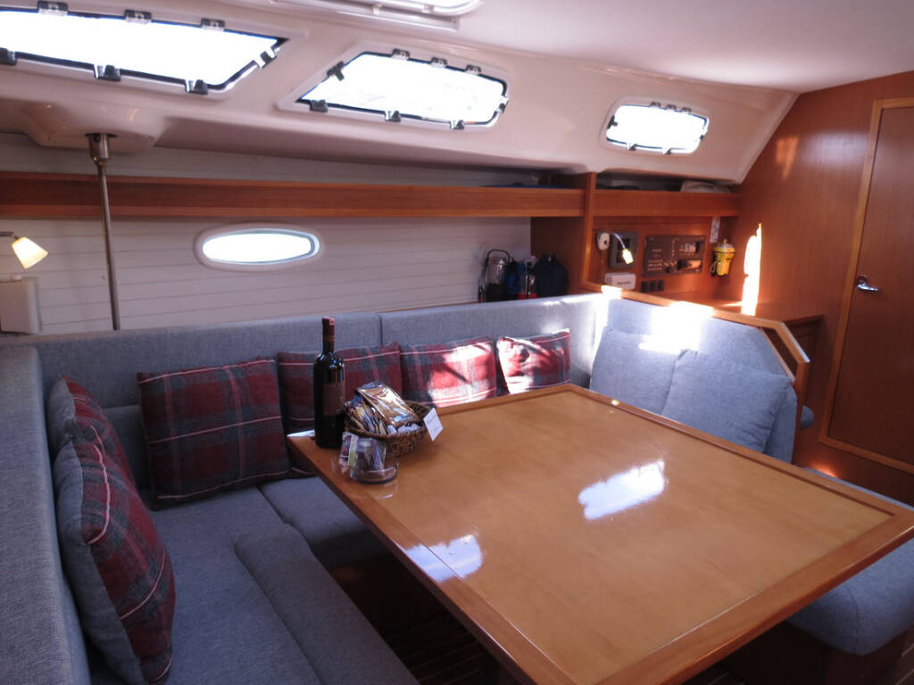 Sailing yacht Bavaria 43 Cruiser Yilki