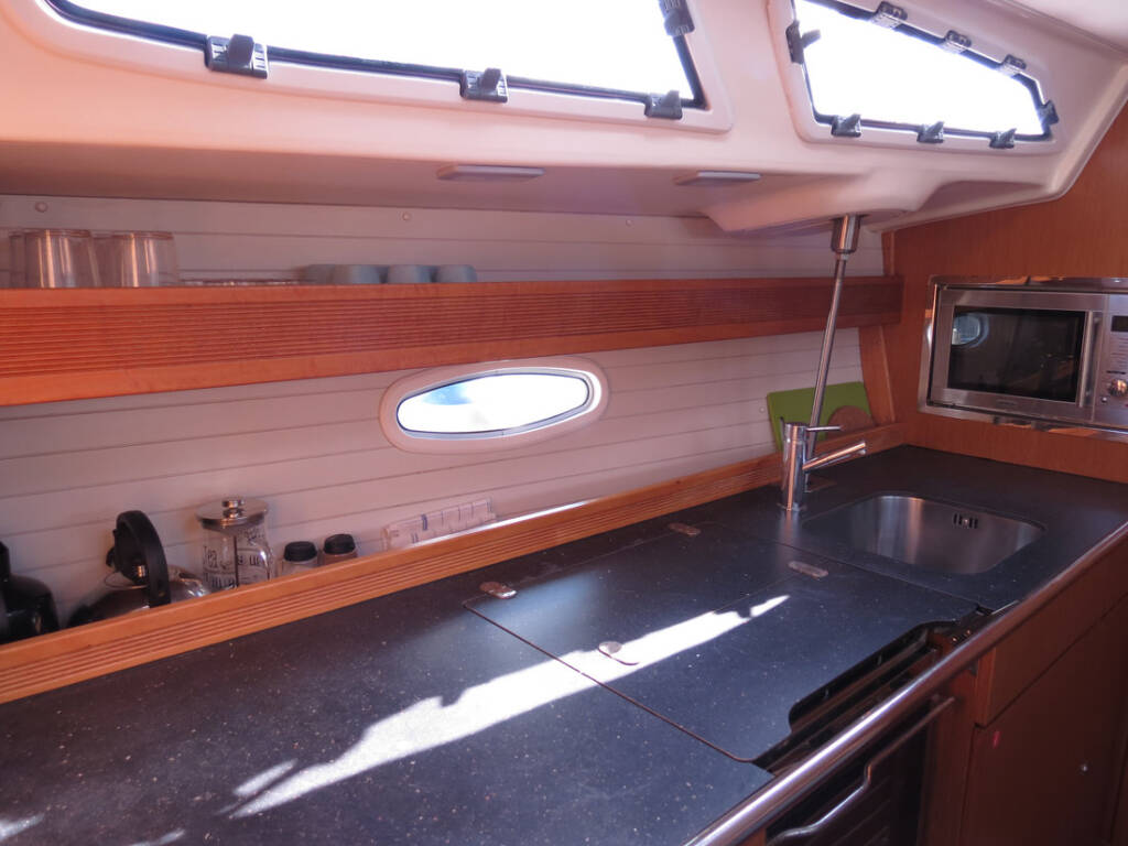 Sailing yacht Bavaria 43 Cruiser Yilki