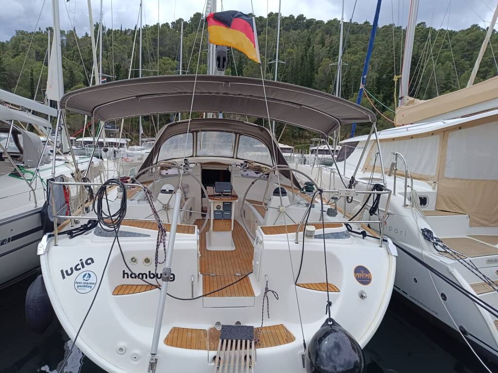 Segelyachten Bavaria 46 Cruiser Lucia