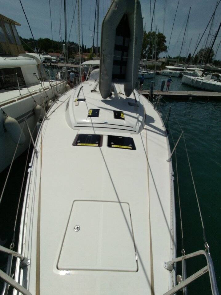 Sailing yacht Bavaria 51 Cruiser Gin Tonic