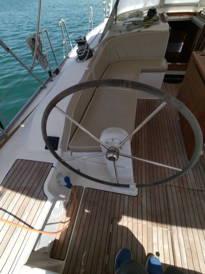 Sailing yacht Bavaria 51 Cruiser Gin Tonic