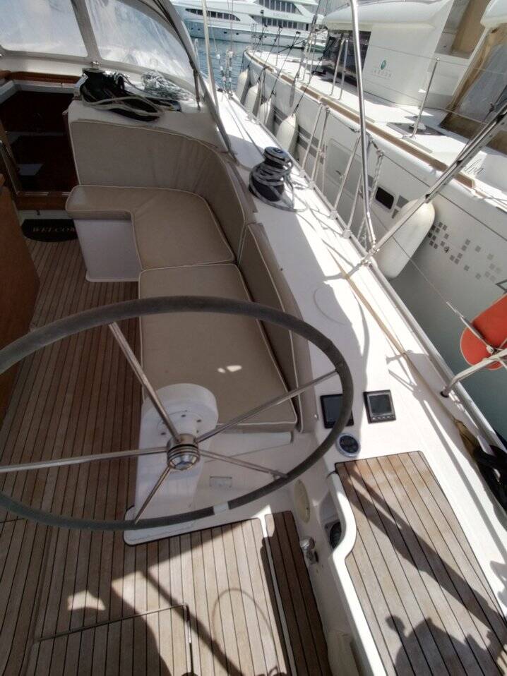 Sailing yacht Bavaria 51 Cruiser Gin Tonic