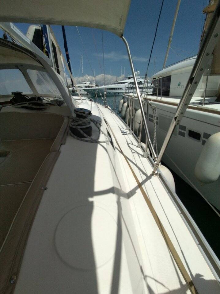 Sailing yacht Bavaria 51 Cruiser Gin Tonic