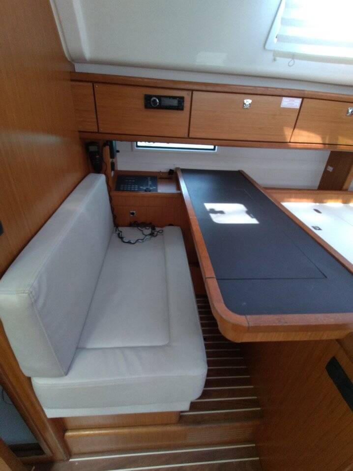 Sailing yacht Bavaria 51 Cruiser Gin Tonic