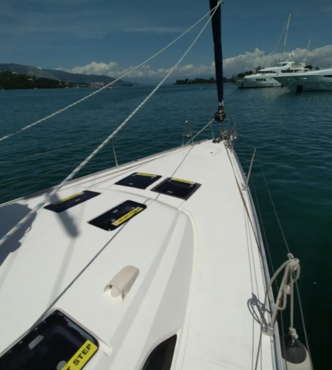 Sailing yacht Bavaria 51 Cruiser Gin Tonic