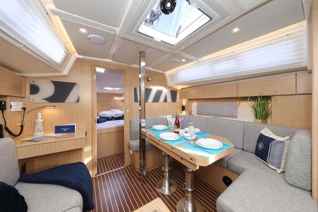 Segelyachten Bavaria C38 Style Amore