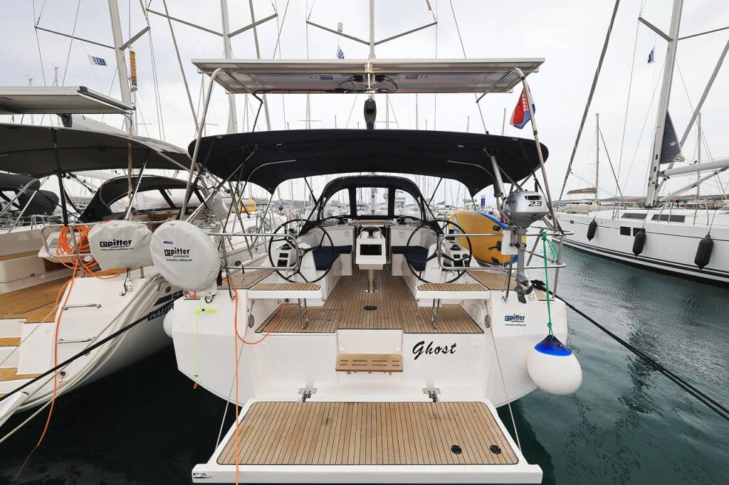Segelyachten Bavaria C38 Ghost