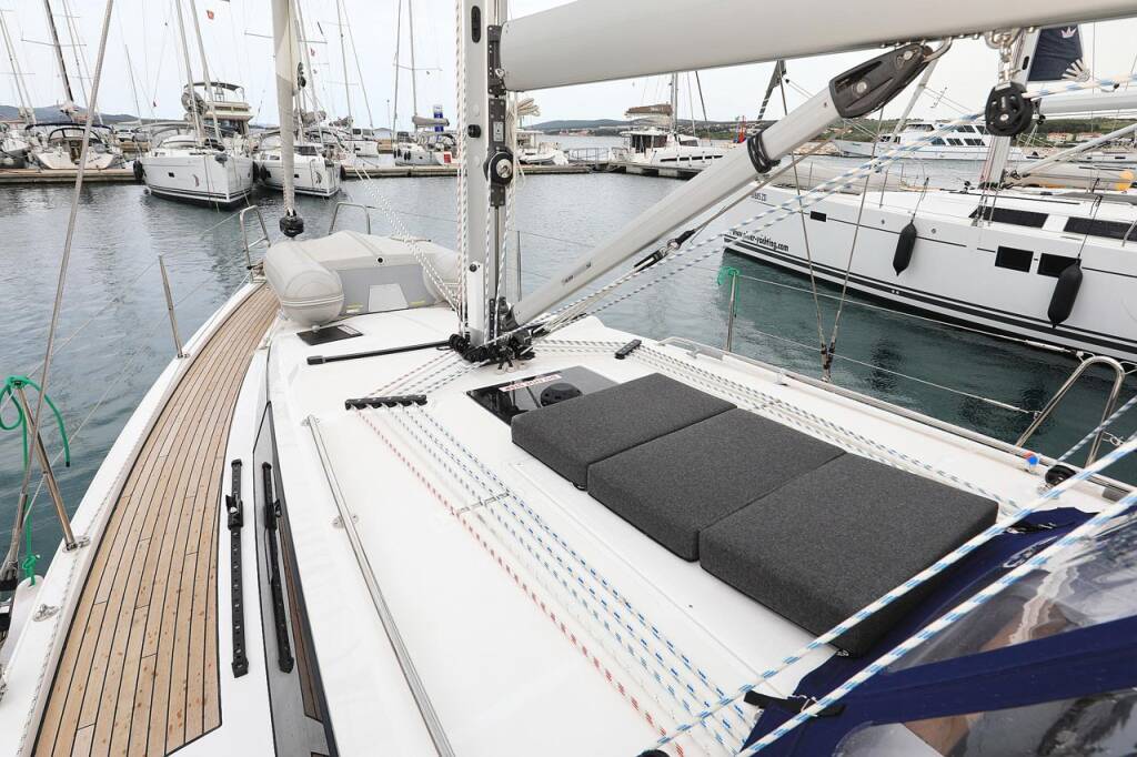Segelyachten Bavaria C38 Ghost