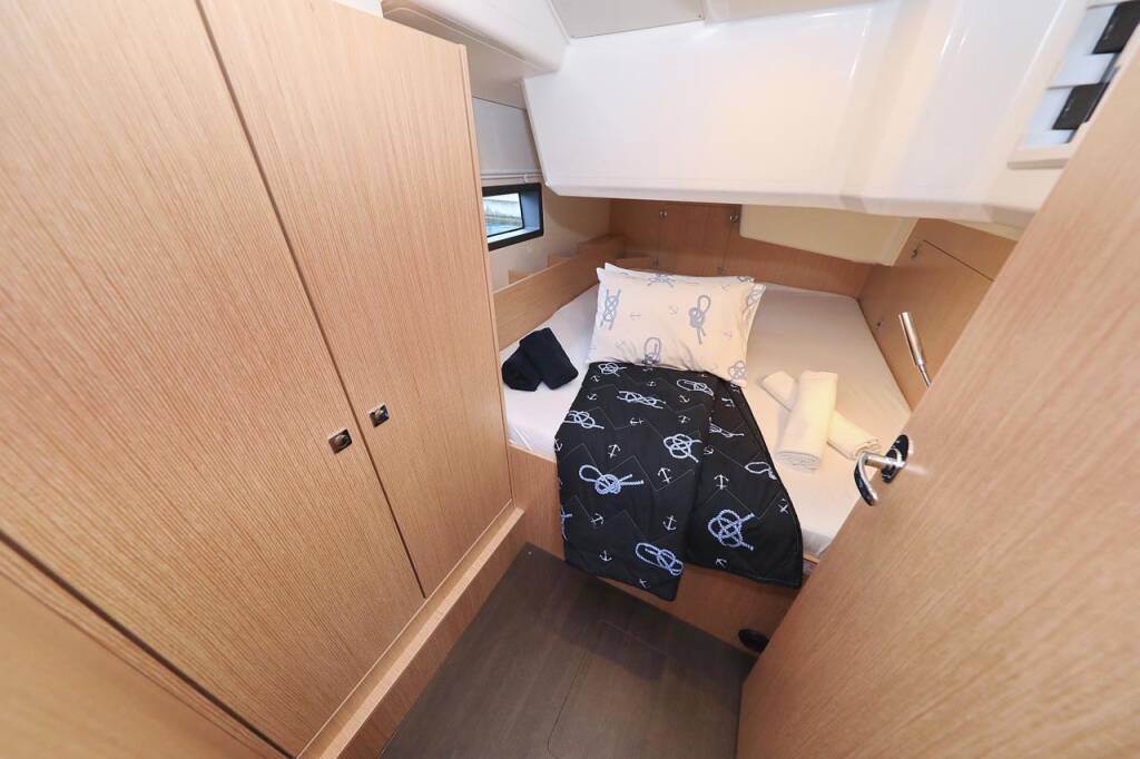 Segelyachten Bavaria C38 Ghost