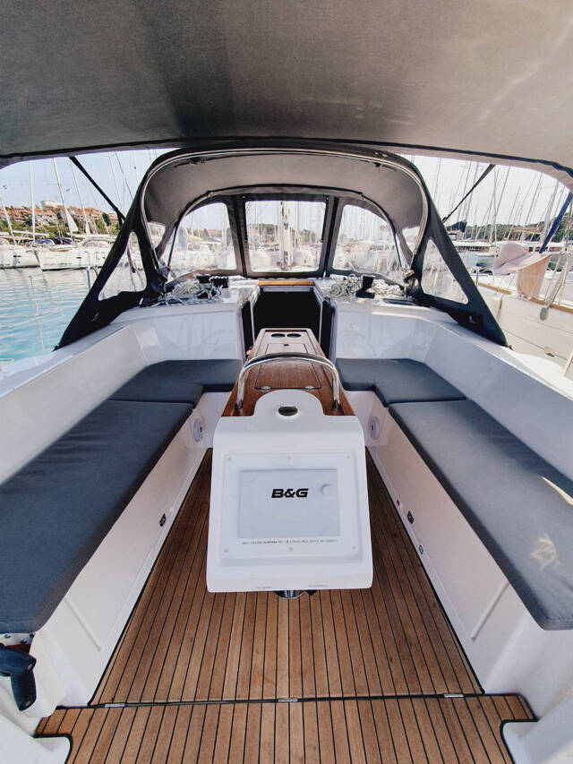 Segelyachten Bavaria C38 Infinity