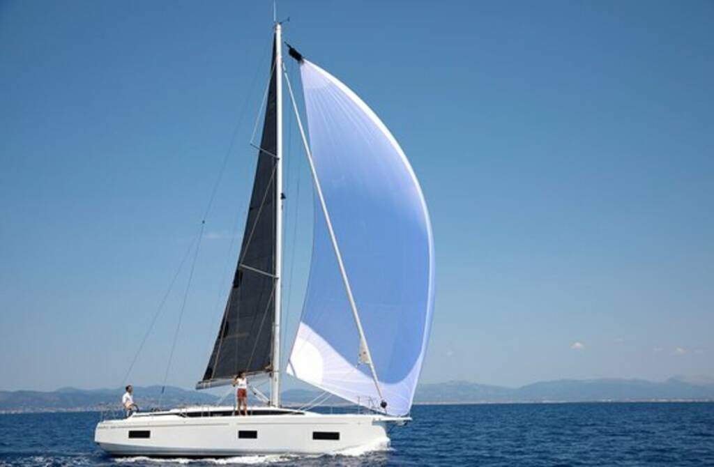 Segelyachten Bavaria C38 Lizzy