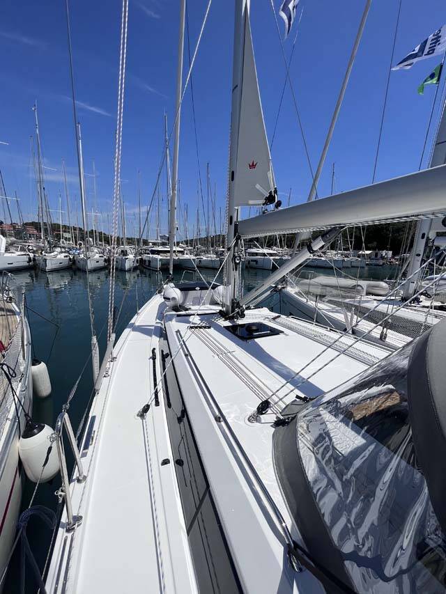 Sailing yacht Bavaria C38 Nembus
