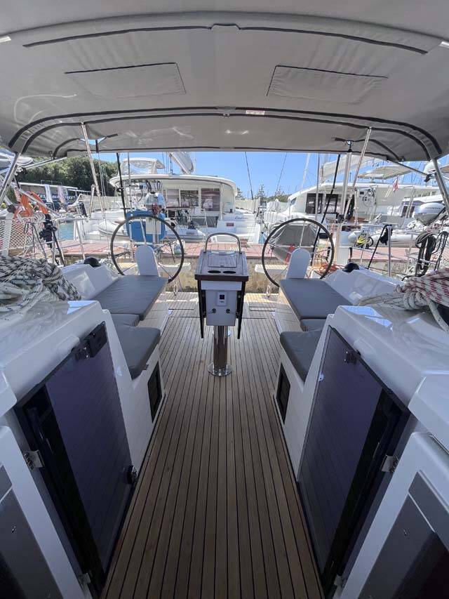 Sailing yacht Bavaria C38 Nembus