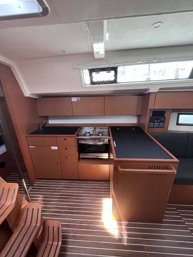 Sailing yacht Bavaria C38 Nembus