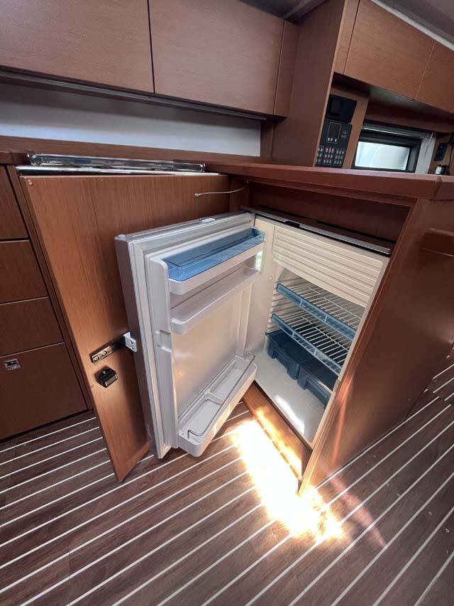 Sailing yacht Bavaria C38 Nembus