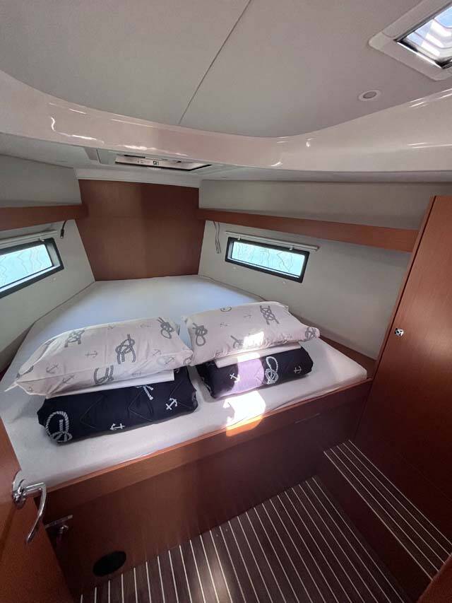 Sailing yacht Bavaria C38 Nembus