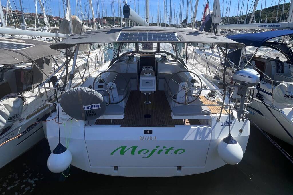 Sailing yacht Bavaria C38 Mojito