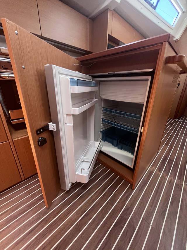Sailing yacht Bavaria C38 Mojito