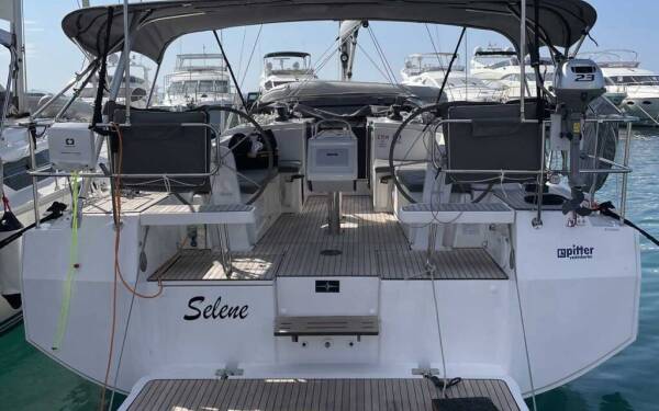 Bavaria C38 Selene Marina Hramina, Murter