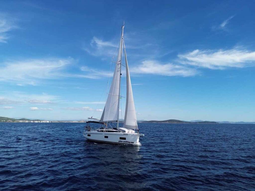 Segelyachten Bavaria C38 Selene