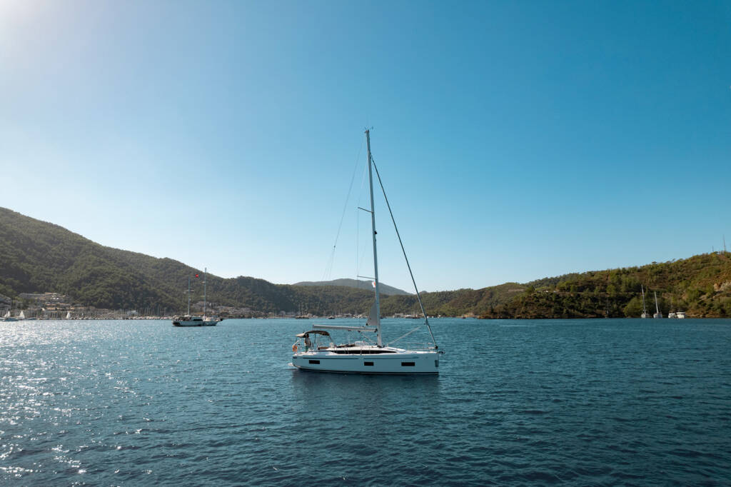 Segelyacht Bavaria C38 