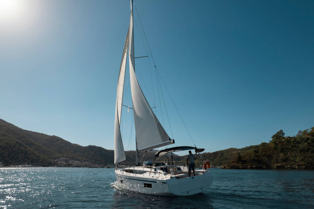 Segelyacht Bavaria C38 