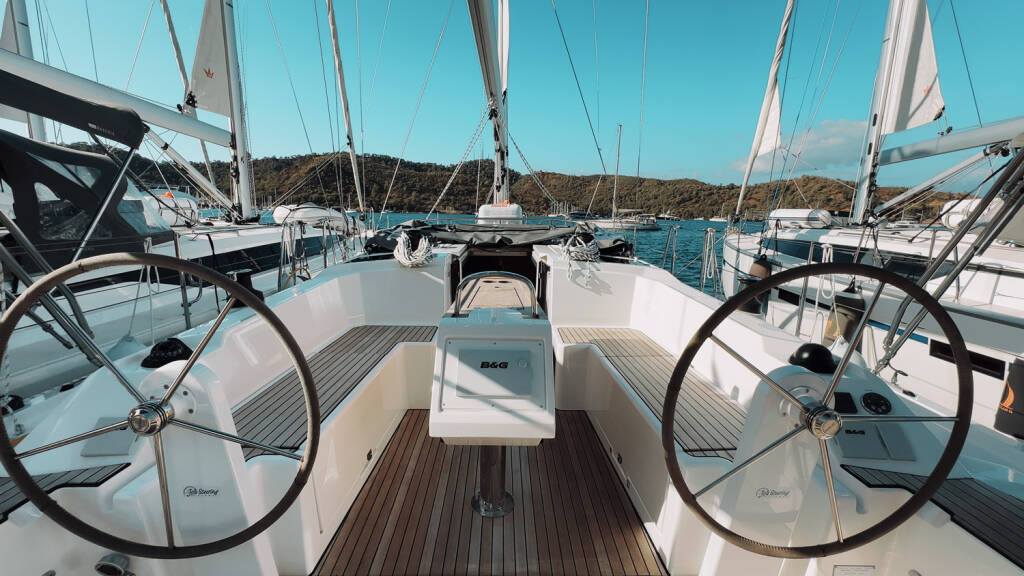 Sailing yacht Bavaria C38 