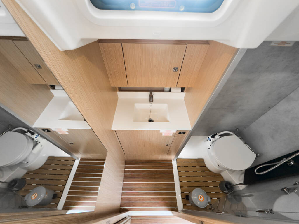 Sailing yacht Bavaria C38 