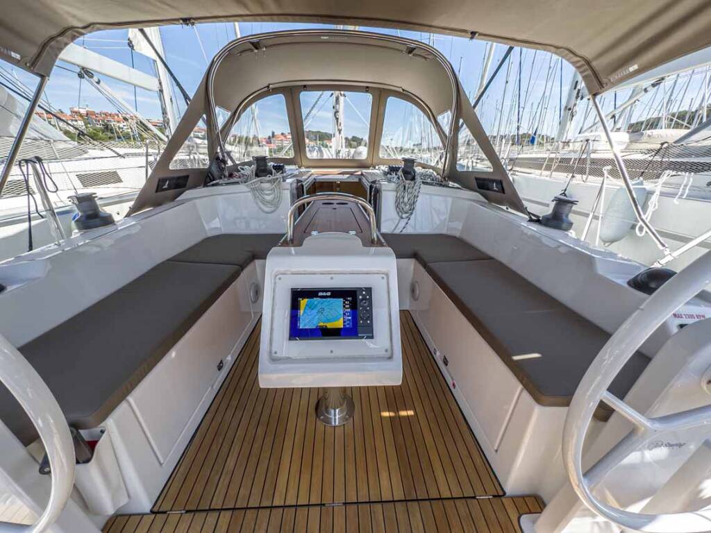 Segelyachten Bavaria C38 Penelope