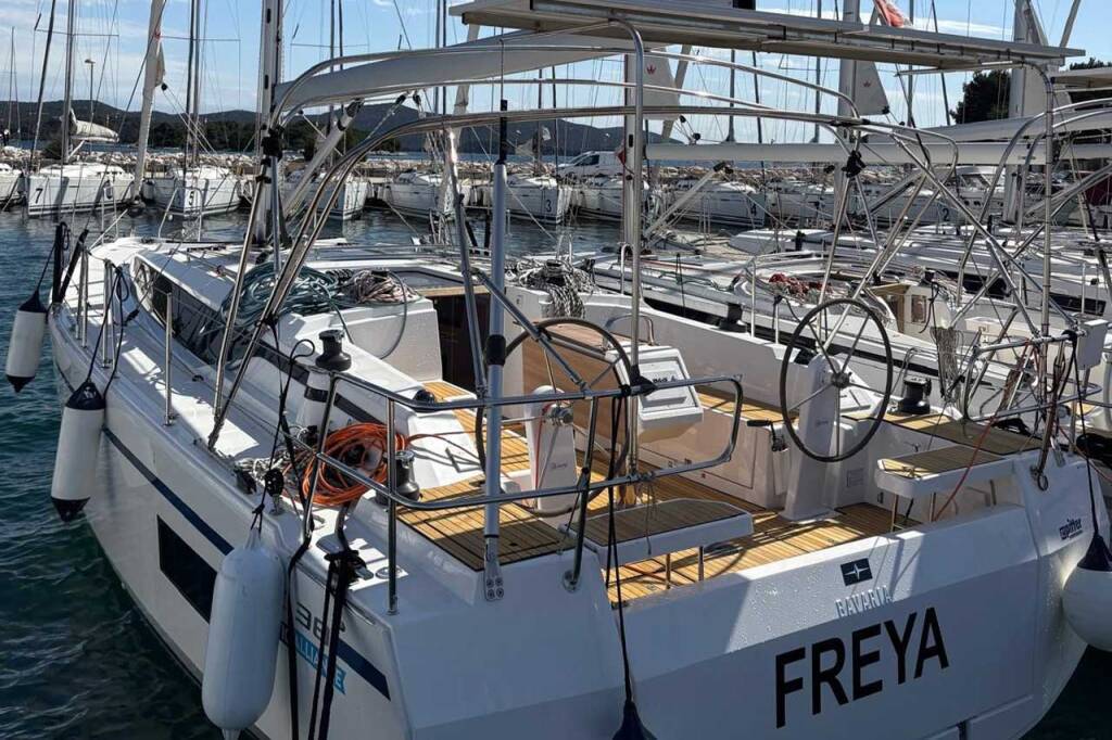 Segelyachten Bavaria C38 Freya
