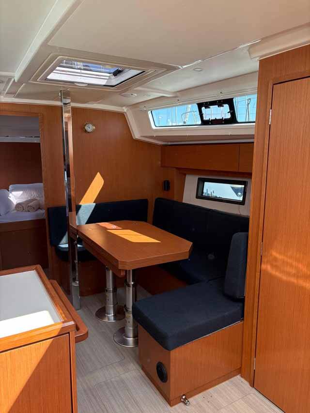Segelyachten Bavaria C38 Freya