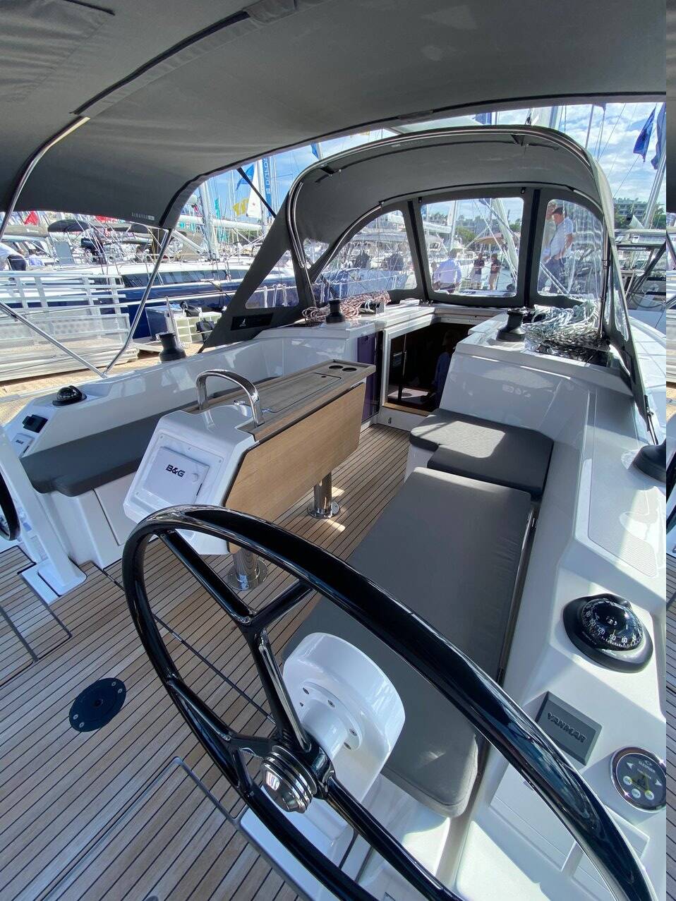 Segelyachten Bavaria C38 Luna 3