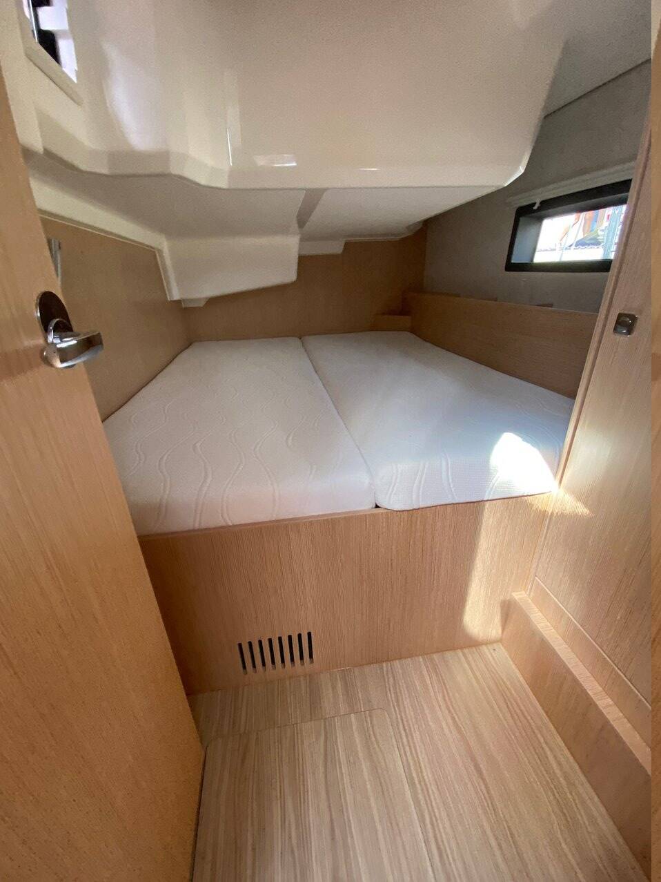 Segelyachten Bavaria C38 Luna 3