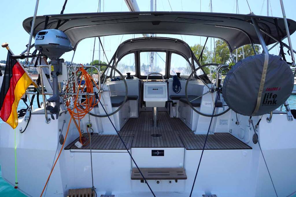 Sailing yacht Bavaria C38 Talia