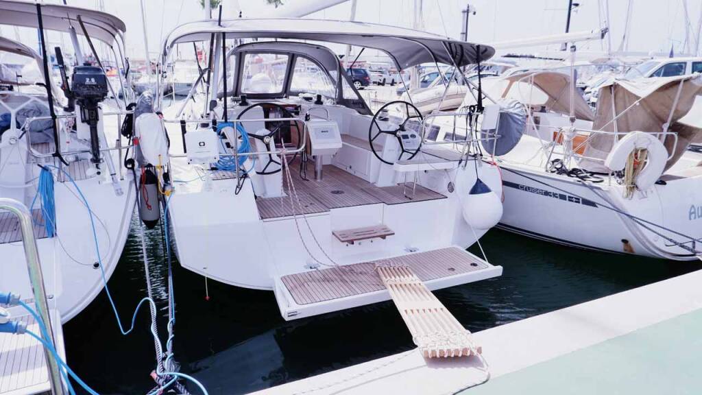 Sailing yacht Bavaria C38 Alesia