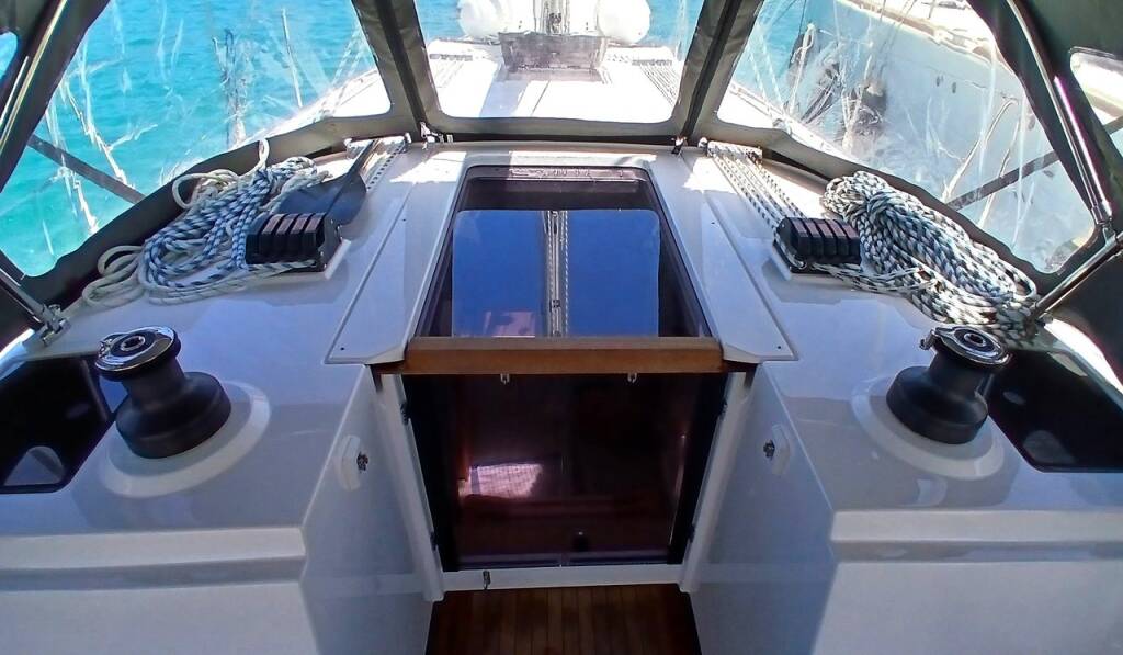 Sailing yacht Bavaria C38 Eleni