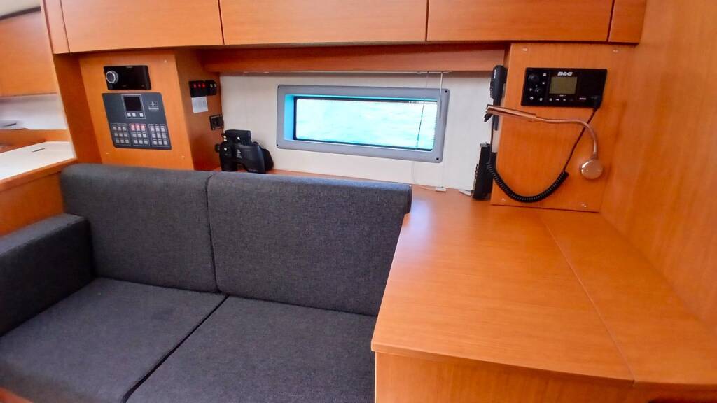 Sailing yacht Bavaria C38 Eleni
