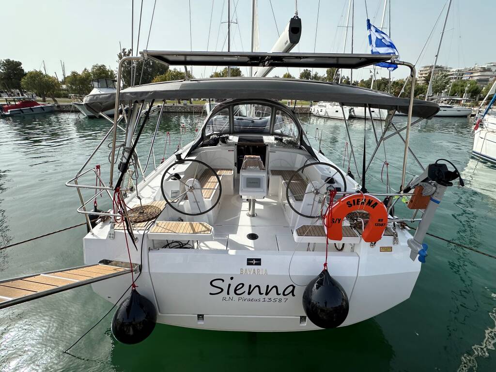 Segelyachten Bavaria C38 