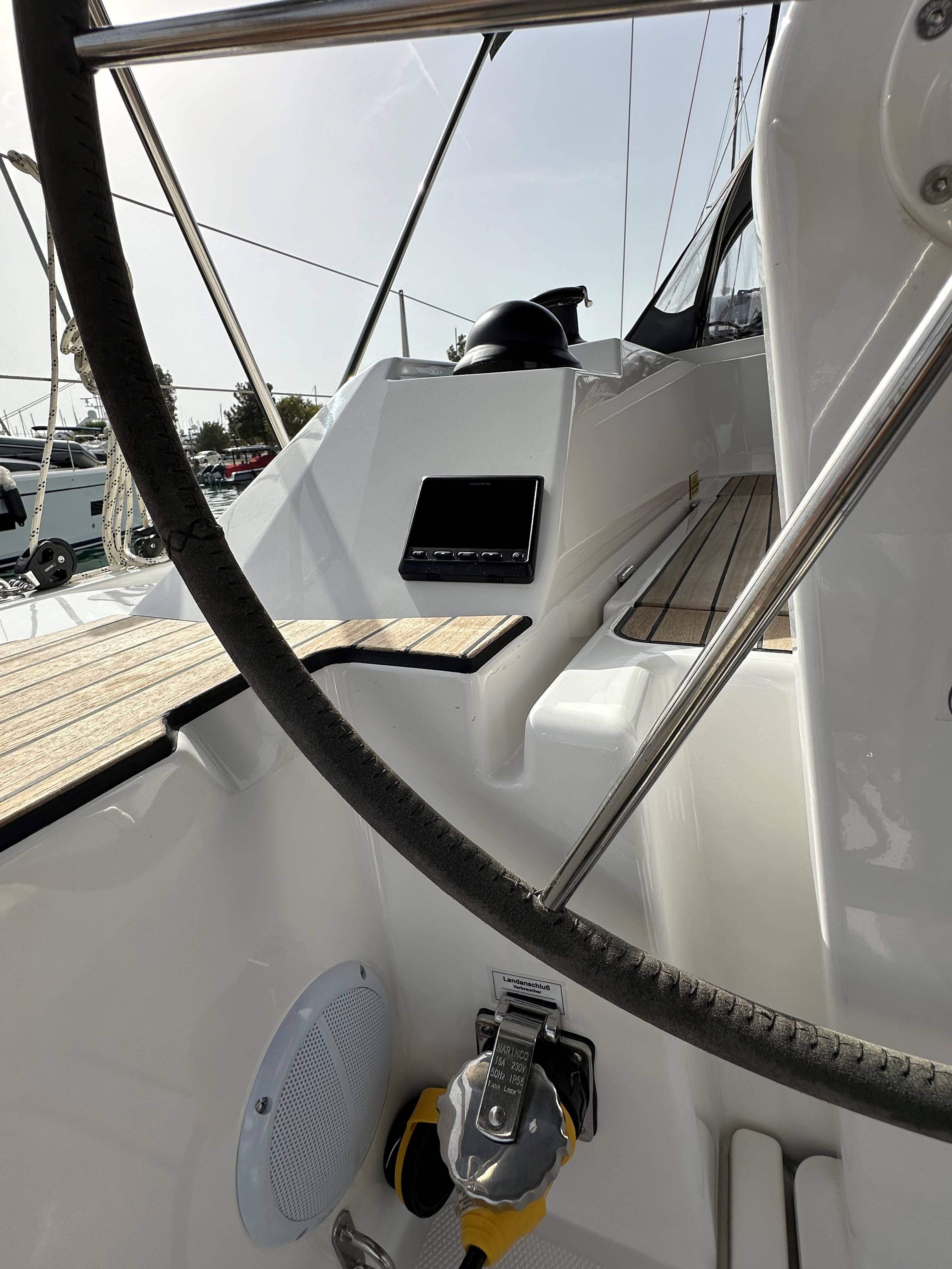 Segelyachten Bavaria C38 