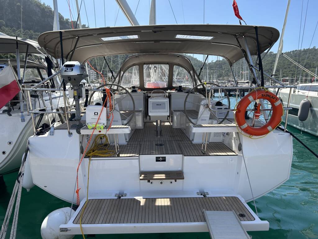 Segelyachten Bavaria C38 Xenia