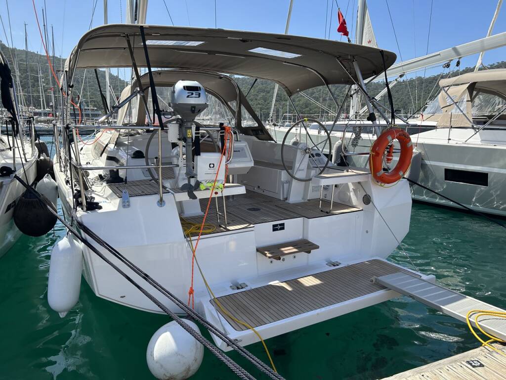 Segelyachten Bavaria C38 Xenia